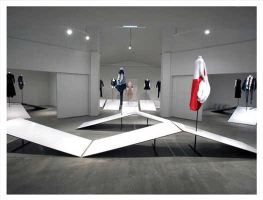  YIELD EXHIBITION, THE DOWSE, NZ.